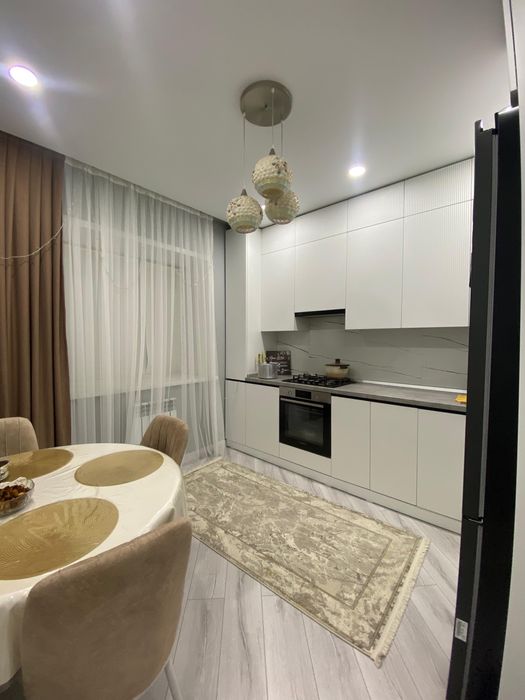 Возьму с подселением девушку