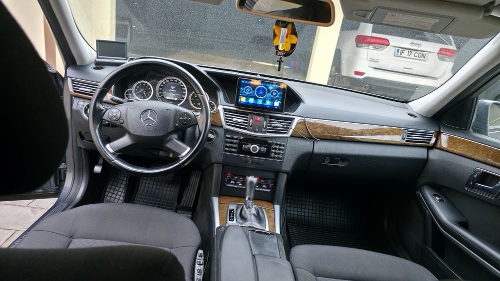Mercedes benz e220