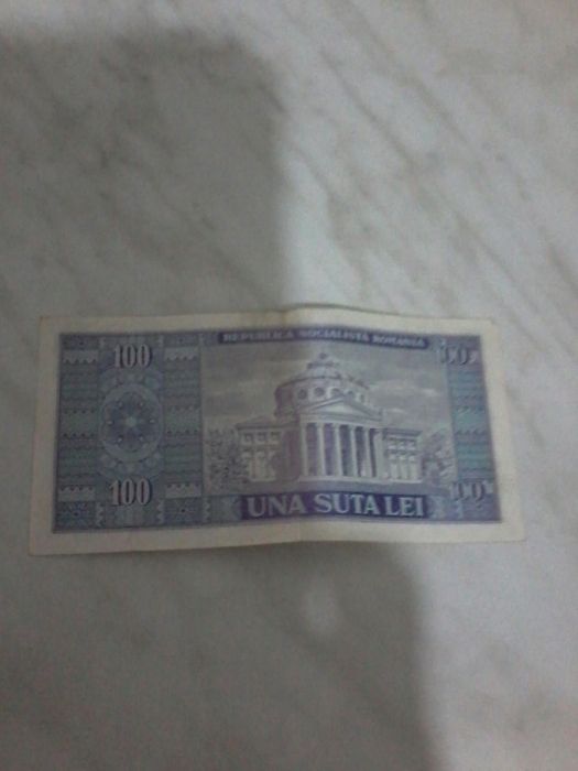 100 lei