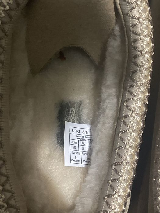 UGG tazz noi noute impecabile