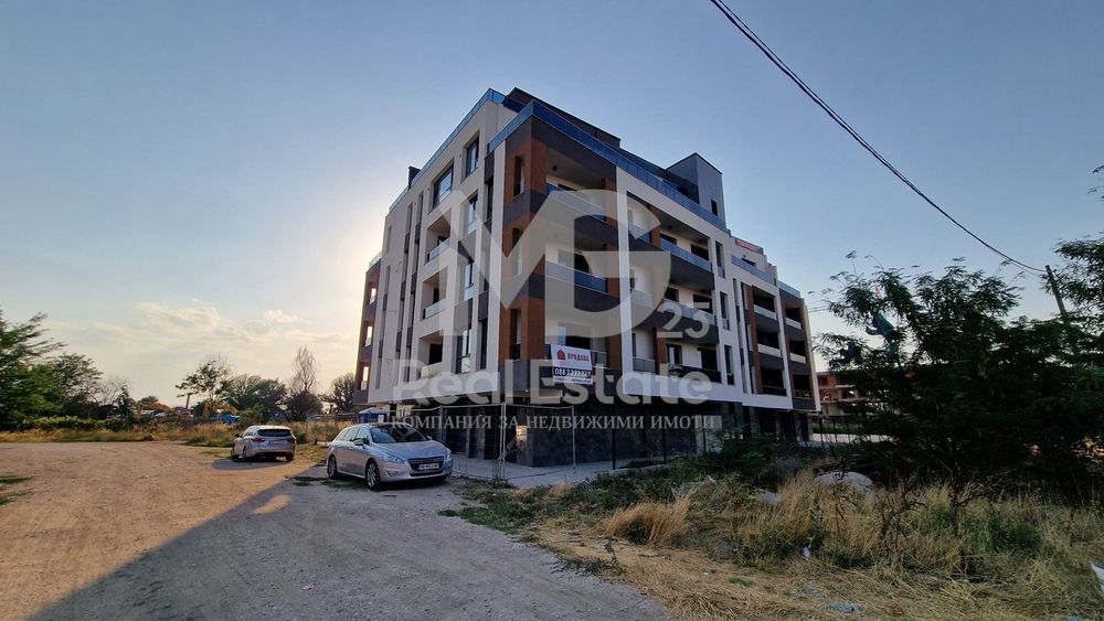 Просторен тристаен с панорамна гледка към Родопите до Марица Гардънс!