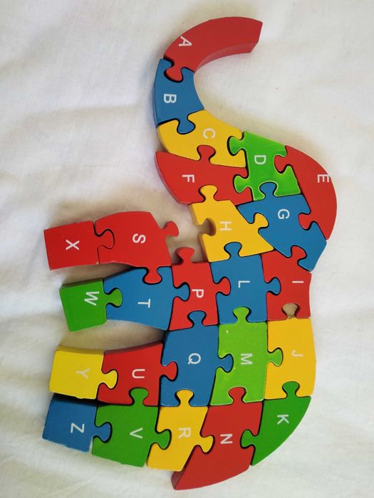 различни играчки,костюми