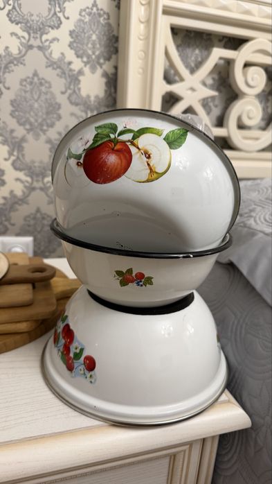 Чашки эмалированные