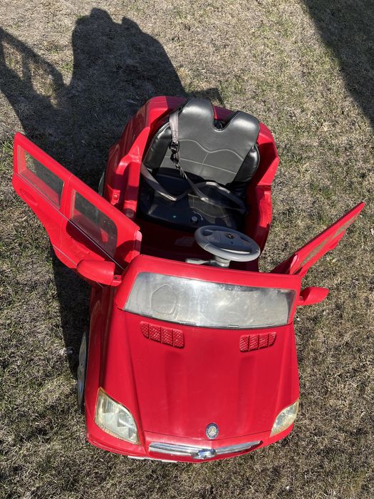 Продам детский автомобиль