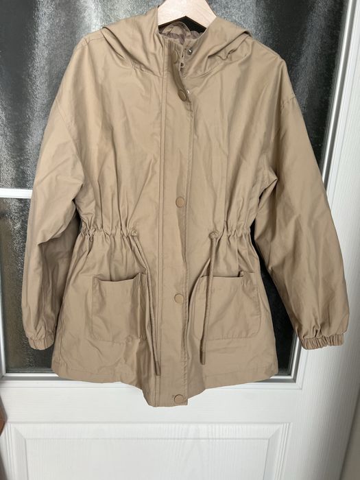 Mango пролетно яке