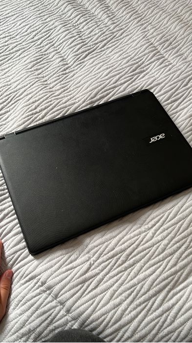 Ноутбук сатылады