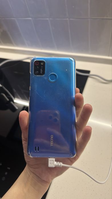 Продам телефон Tecno