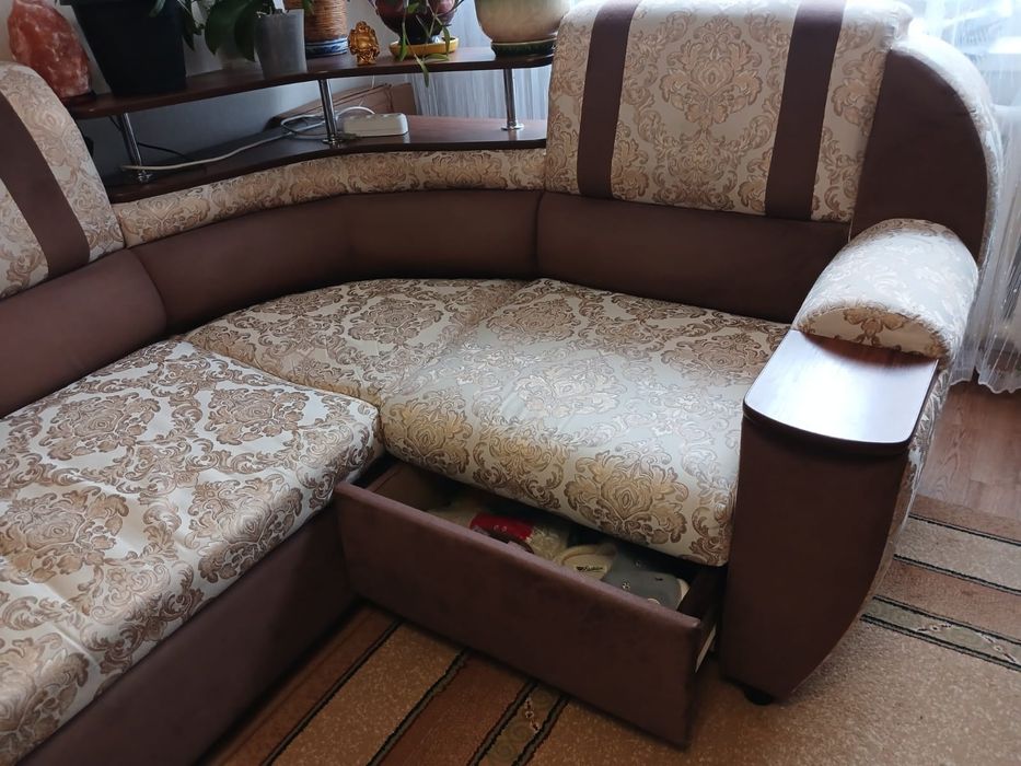 Мягкий угловой уголок