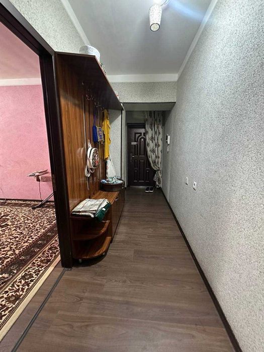 Продаётся 3х комн квартира на 3 этаже Ор-р 7 микрорайон Мегамаркет