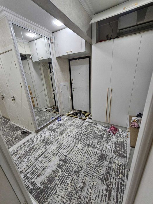 Евро 3 хона сотилади