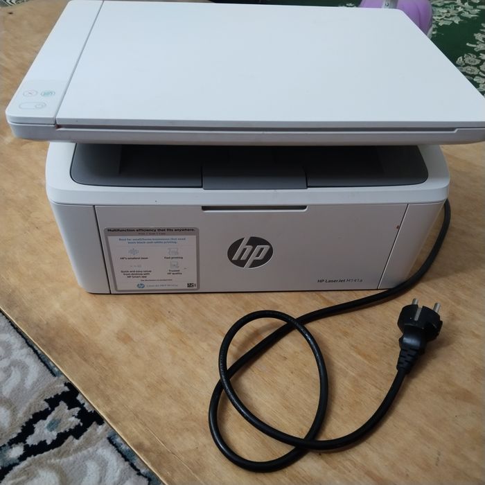 Hh LaserJet1M41a