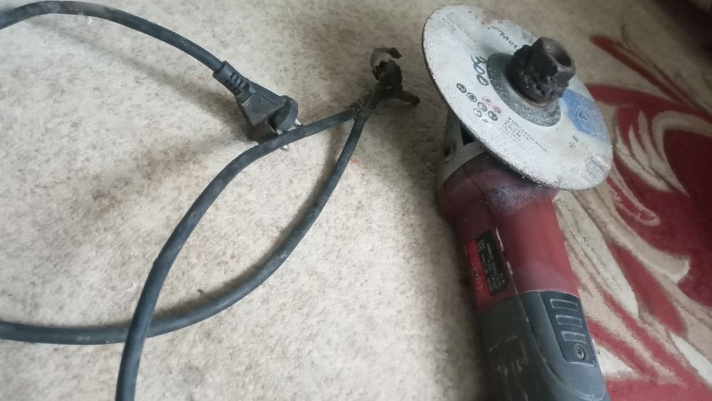 Болгарка Электро инструмент Құрал