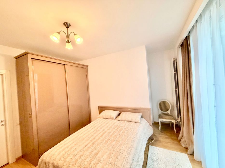Proprietar, vand apartament de 2 camere vis-a-vis de Casa Poporului, in bloc nou tip boutique , cu SU 65 mp si 40 mp curte comuna