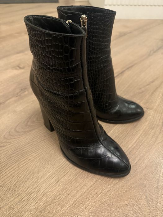 Ботильоны натуральна кожа. 38 р
