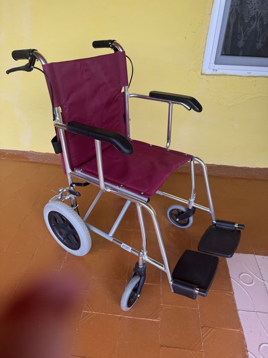 Инвалидное кресло-коляска