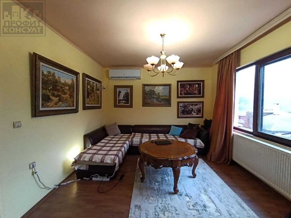 Етаж от къща в кв. "Асенов", гр. Велико Търново