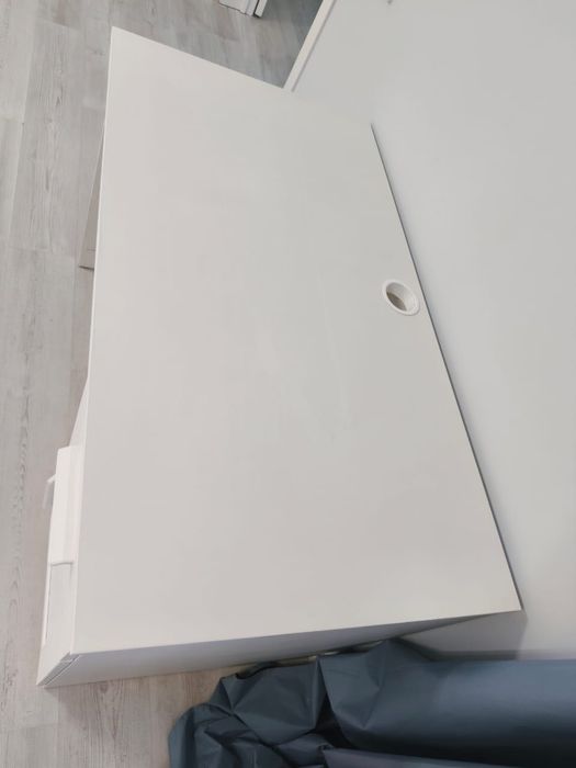 Стол письменный IKEA 120/65 BRIMNES