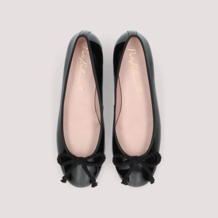Balerini Pretty Ballerinas- piele lacuita neagra (noi, in cutie)