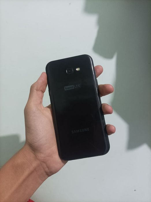 Samsung a7 (2017)