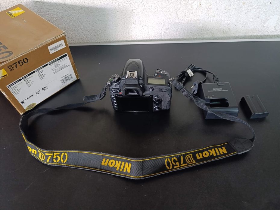 Aparat foto dslr full frame Nikon d750 81k