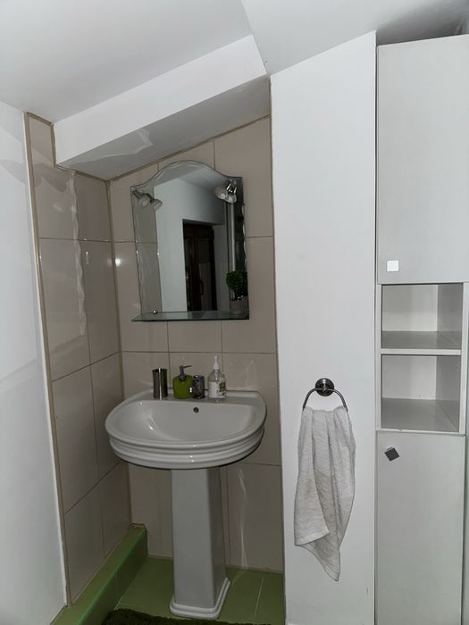 Apartament cu 4 camere