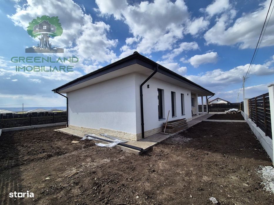 CASA PARTER 4 camere, 2 bai, 108mp, teren 400mp, Miroslava-Vorovesti
