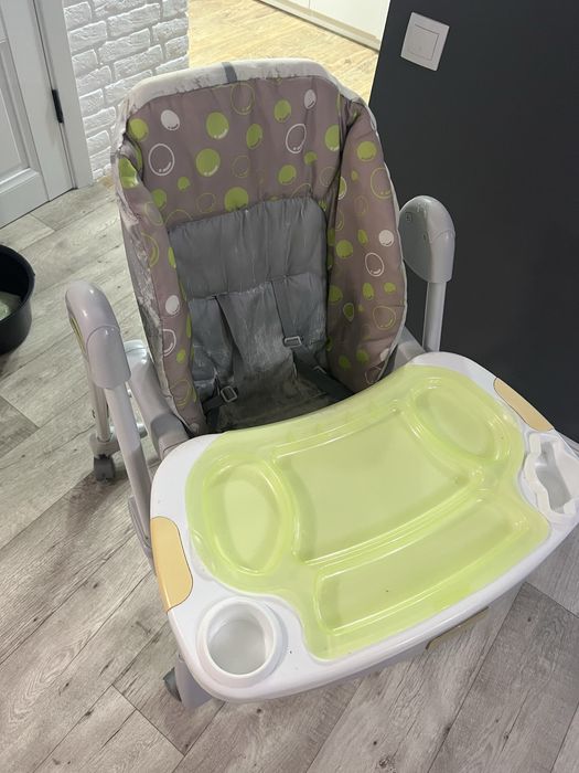 Продам стул для корления