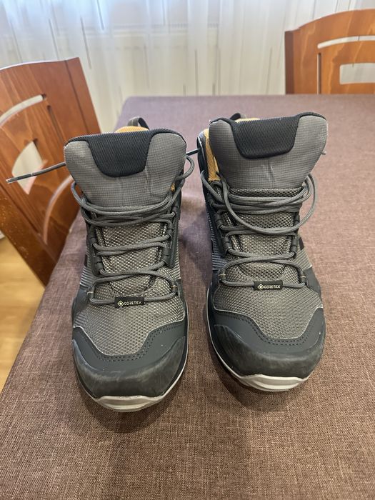 Маратонки Adidas Terex