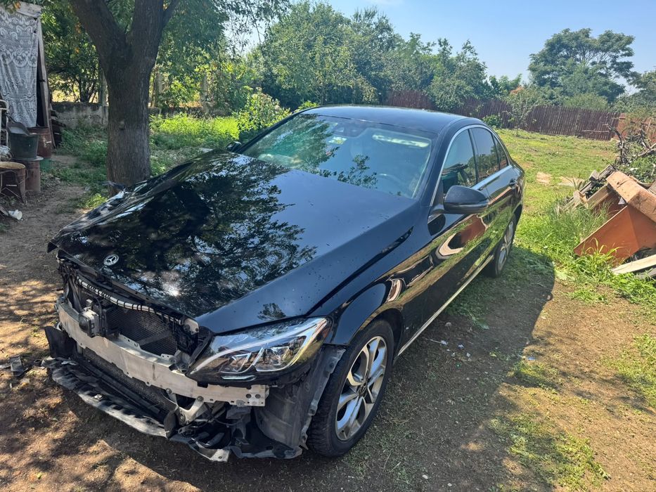 Vand mercedes c220 4matic 2017