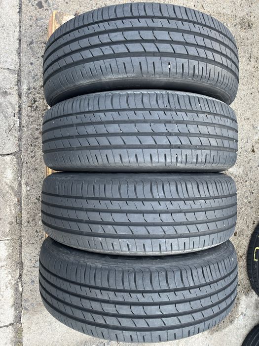4бр 225/60/18 на 6,3мм с 19дот Топ Състояние
