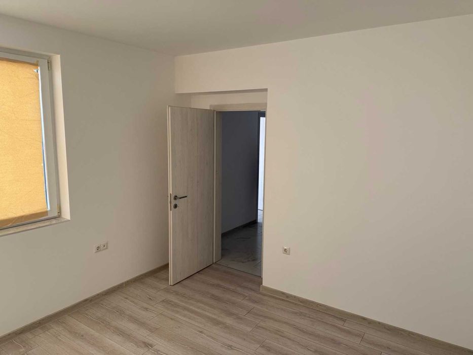 Продава се Двустаен апартамент в Пловдив, Остромила - 66 кв.м за 2497 €/кв.м - Снимка #6