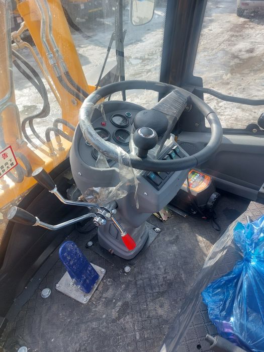 Погрузчик 930  SZLC