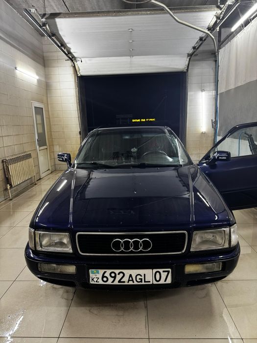 Продам ауди 80 б4 2.6 автомат 1.7лиион