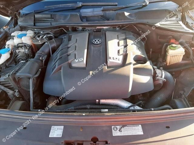 Dezmembrez Volkswagen VW Touareg generatia 2 7P [2010 - 2014] Crossover 3.0 TDI Tiptronic 4Motion (