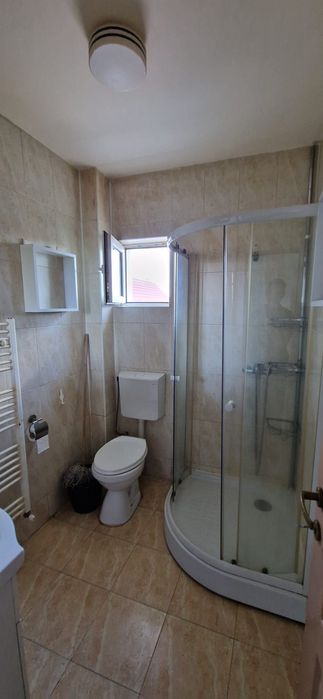 Apartament 3 camere, de inchiriat