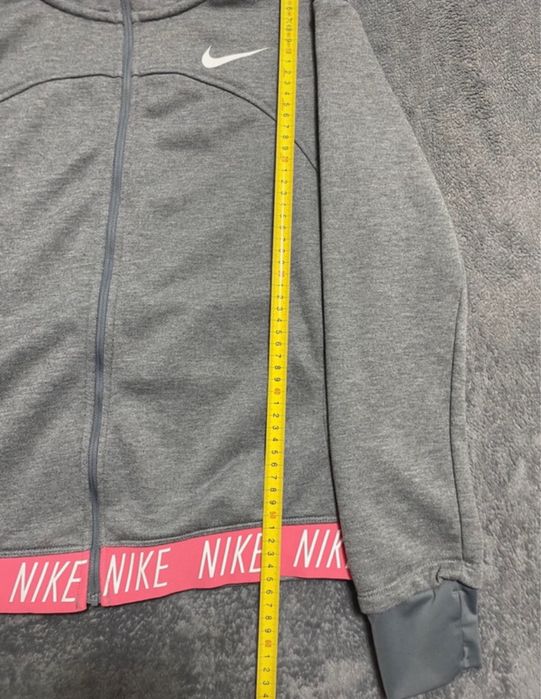 Hanorac nike, Stare foarte buna , Marimea XL De copii - S de aduti