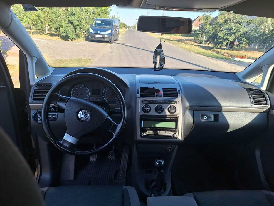 Vamd Volkswagen Touran