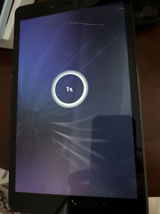 Планшет на запчасти самсунг Таб1