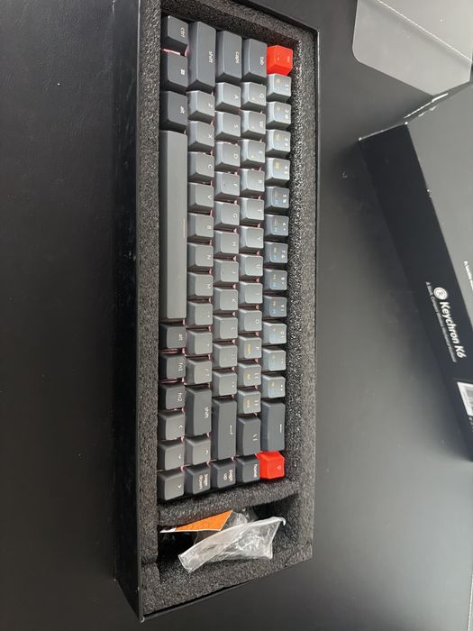 tastatura mecanica keychron k6