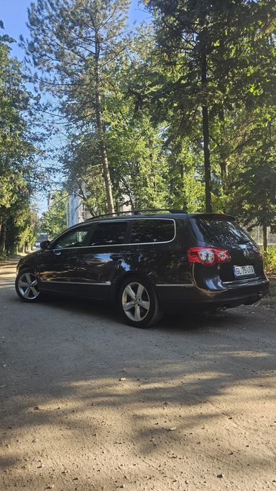 Volkswagen  Passat