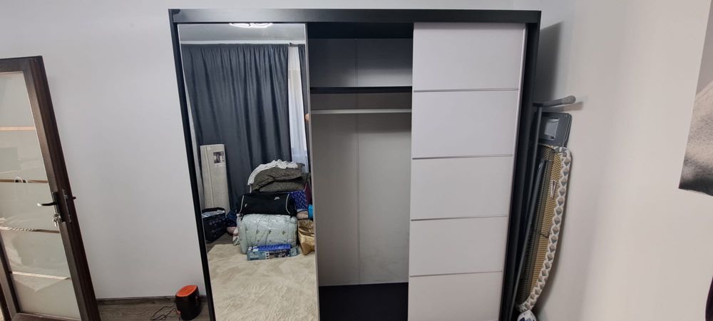 Vand dressing cu oglindă