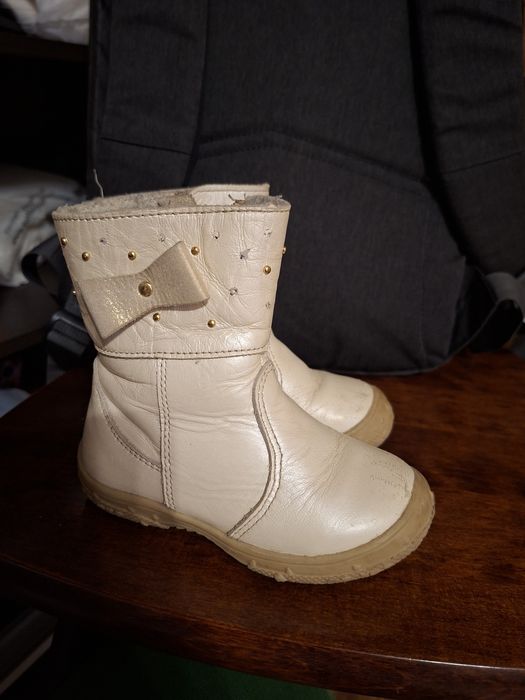 Продам сапожки 23 р осенние