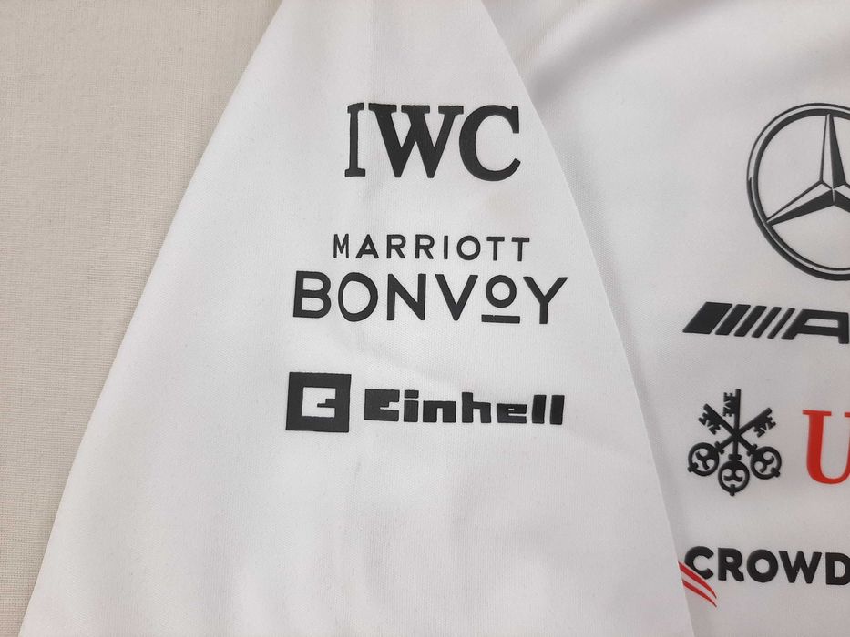 Mercedes AMG F1 Team - Оригинална мъжка тениска размер L