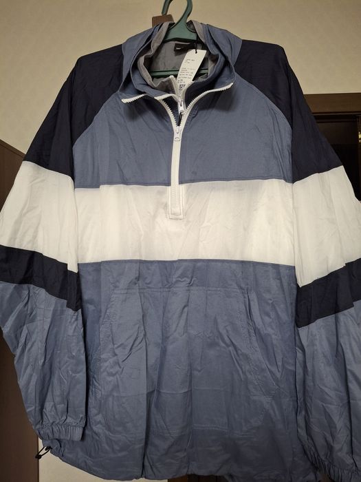 Куртка новая разного размера