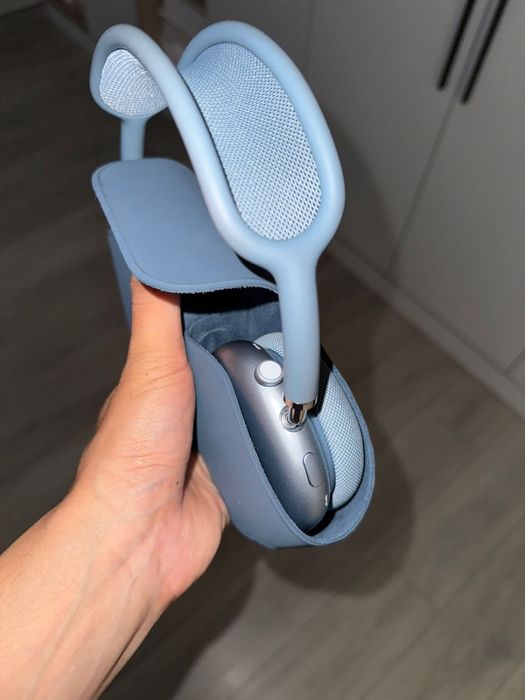Airpods Max 2 в отличном состоянии