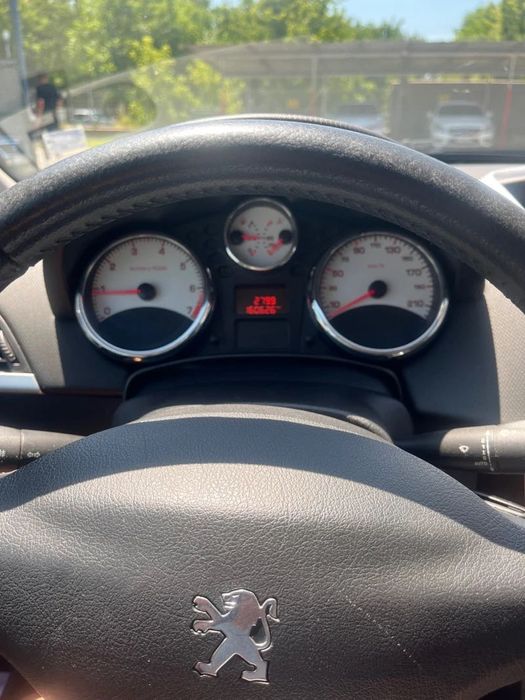 Продавам  Peugeot 207