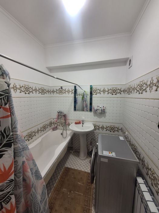 Сотилади — Шинам 3 хона ли квартира! 

Манзил: Хива йўли, “Бройлер” ҳу