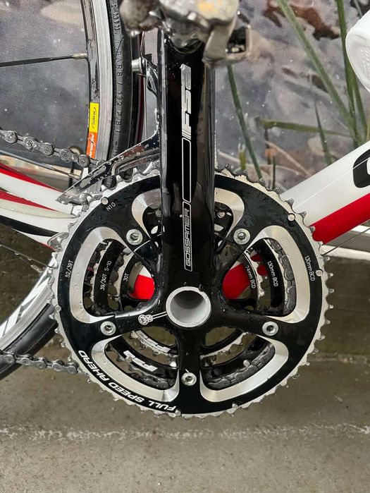 Cannondale карбонов шосеен велосипед