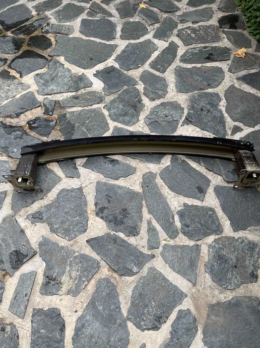 Задна греда оригинална от Шкода Суперб  Skoda Superb  -2014г