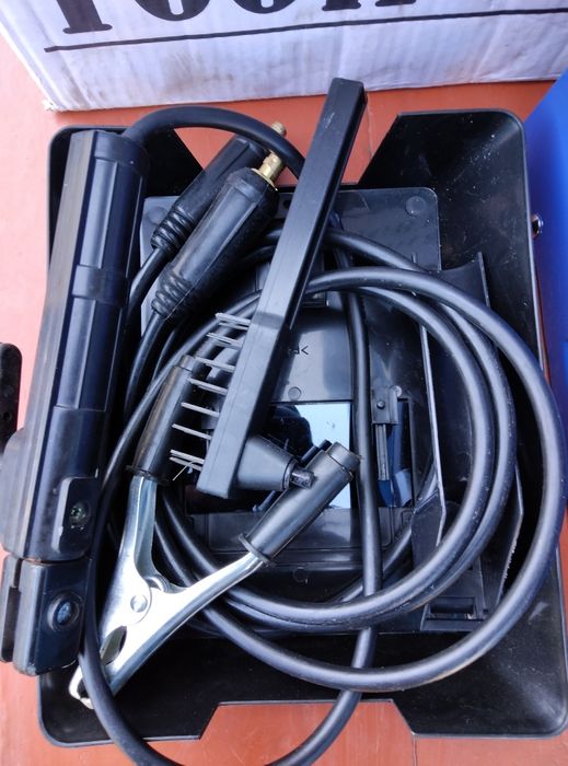 Продам сварочный инвертор